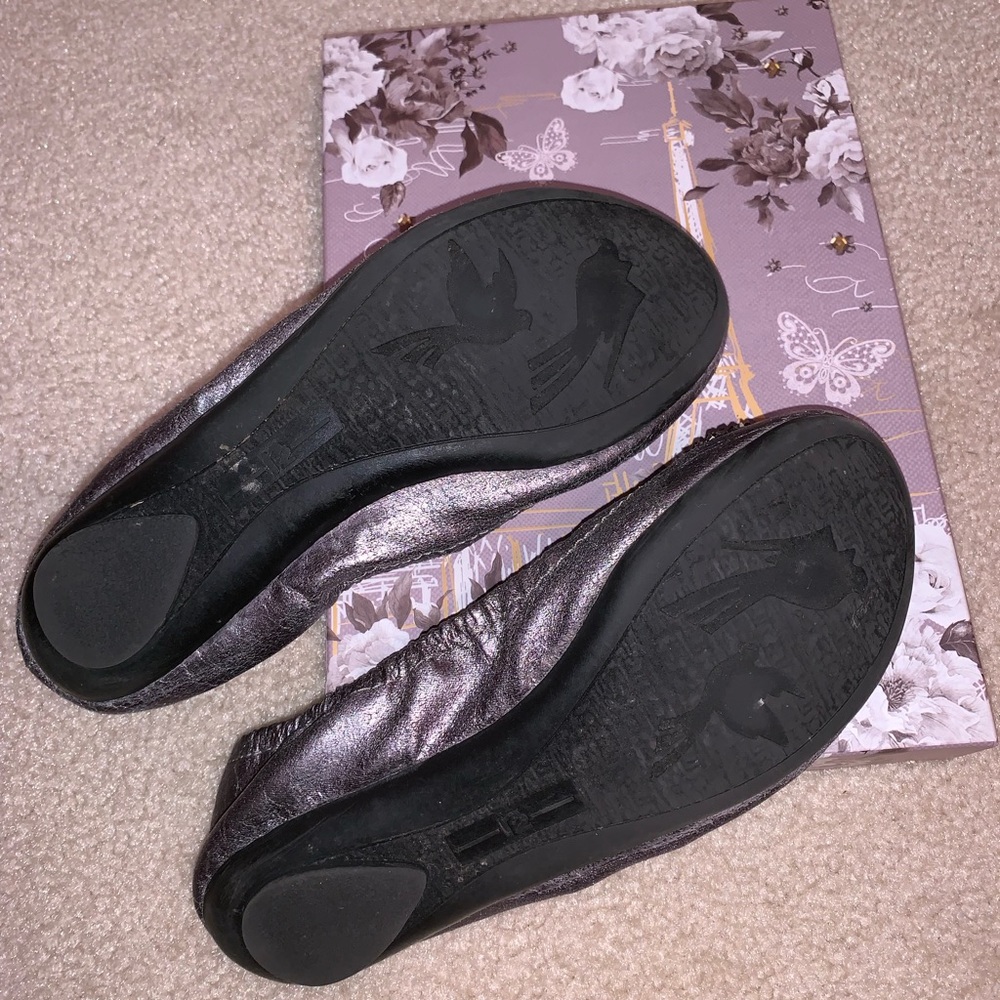 R2 Flats - Picture 3 of 4